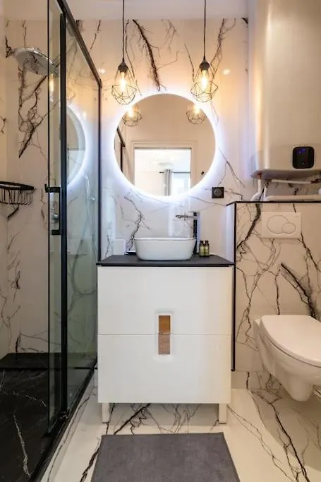 דירה Appart 4Pers # 1 Bedroom # Ternes # Paris 17 צרפת